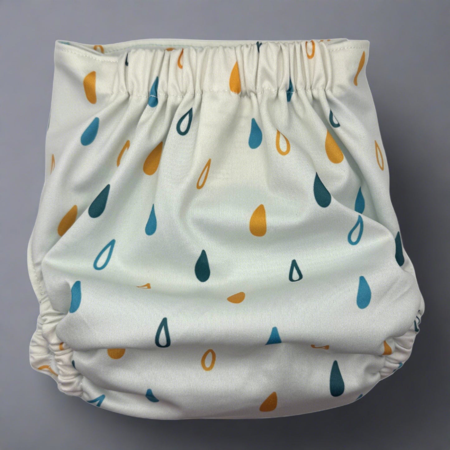 TODDLER (18-55lbs) 3D Gusset Pocket™ Cloth Diaper in RAIN DROPS