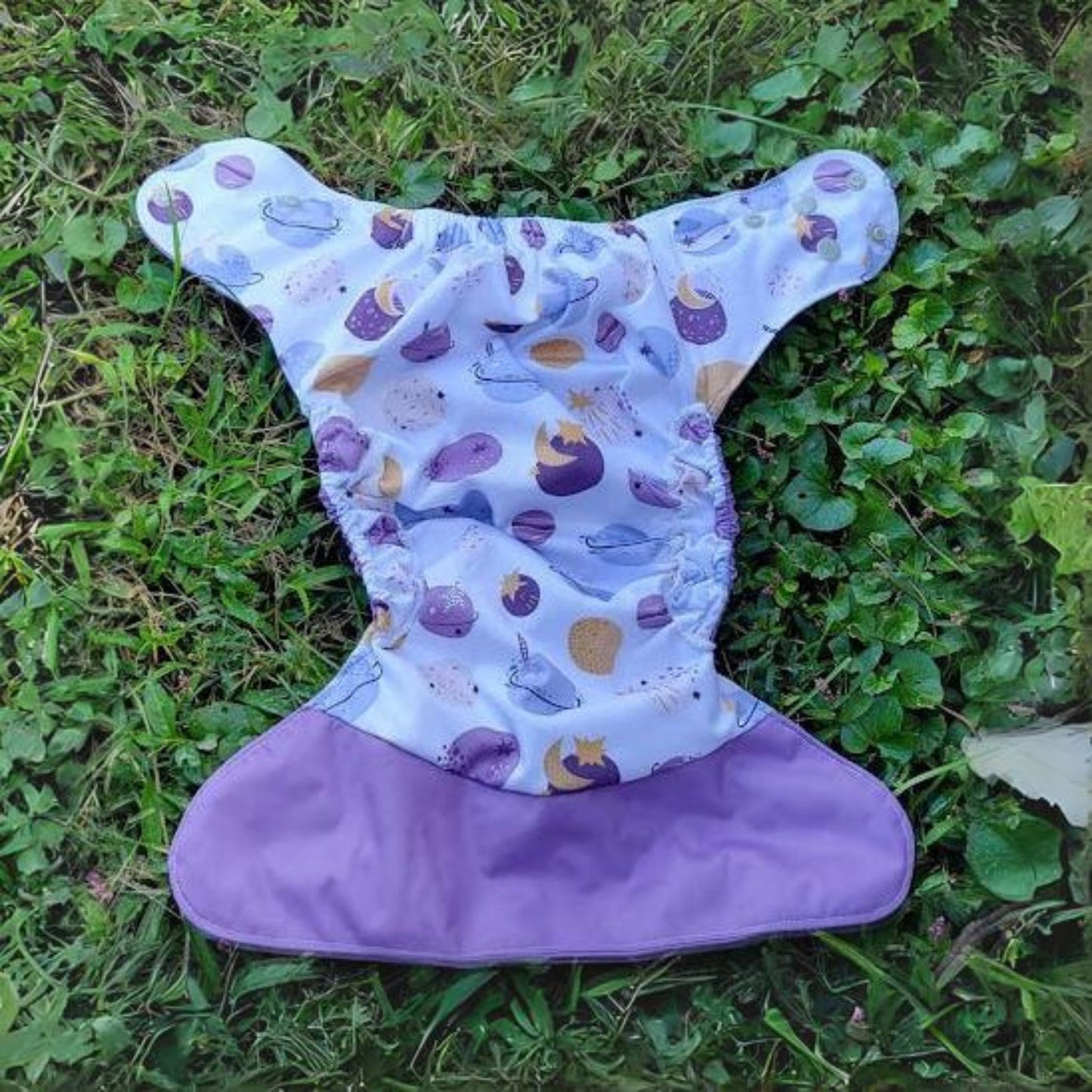 Toddler (18-55lbs) 3D Gusset Pocket™ Cloth Diaper in TARO (PRINTED AWJ)