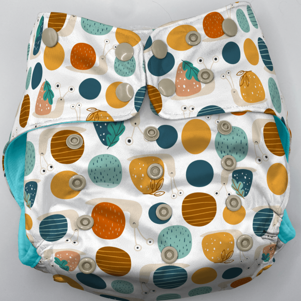 Toddler (18-55lbs) 3D Gusset Pocket Diaper™ in Moving Mollusks