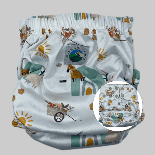 Petite OS (8-35lbs) 3D Gusset Pocket Diaper™ in Billy Bow
