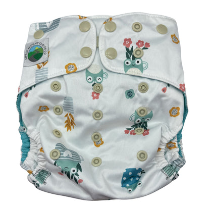 TODDLER (18-55lbs) 3D Gusset Pocket™ Cloth Diaper in HOP IN THE BUCKET